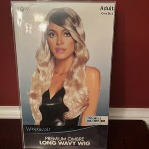 NIB Wonderland Premium Ombre Long Wavy Wig Adult Styleable/Heat Resistant Wig